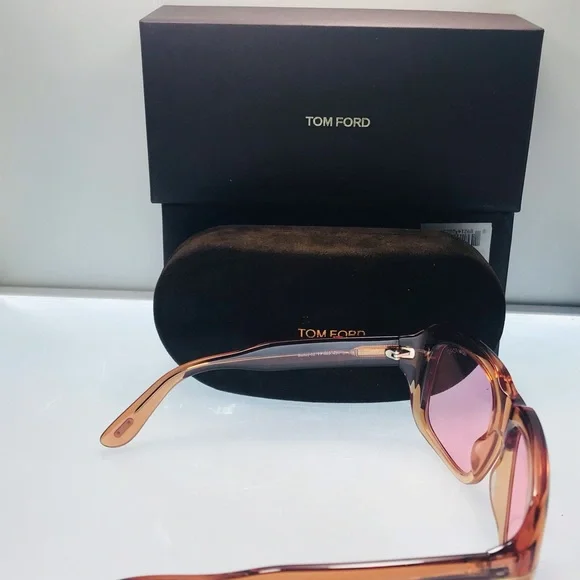Tom Ford
Pink 885 Bailey Sunglasses - Picture 7 of 12